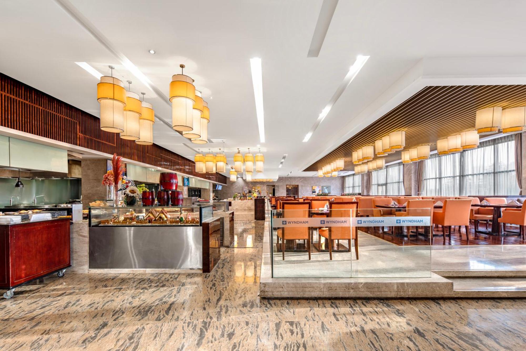 Wyndam Xuzhou East Hotel Exterior photo
